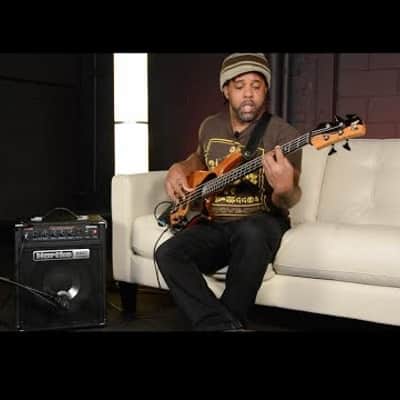 Hartke Kickback KB12 500-watt Bass Combo Amplifier image 2