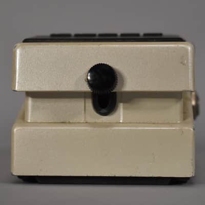 Boss DD-3 Digital Delay Effect Pedal White Taiwan image 6