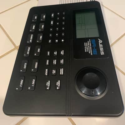 Alesis SR-16 Drum Machine 2010s - Black image 3