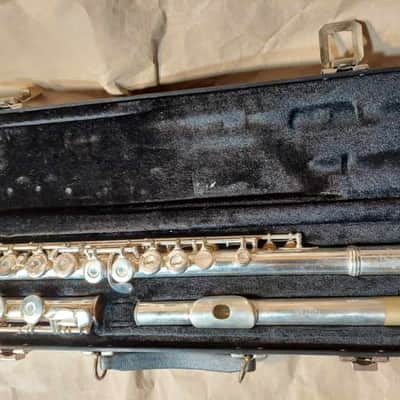 Gemeinhardt 22SP Flute, USA, Good Condition. image 1