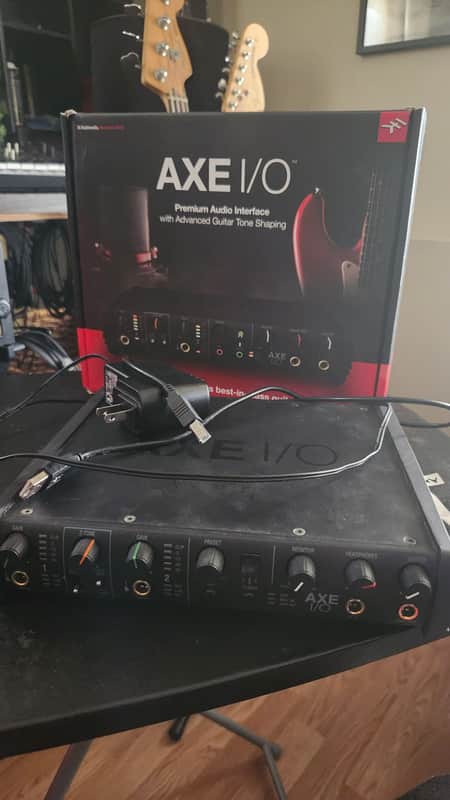 IK Multimedia AXE I/O *GREAT CONDITION* USB Audio Interface 2019 - Present - Black image 1