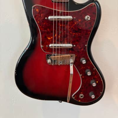 Silvertone Hornet 1960s - Sunburst image 2