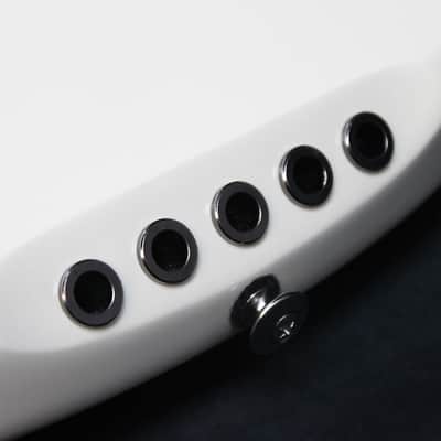 Yamaha BB425X 5-String Electric Bass Guitar, Vintage White, NEW! #32633 image 6