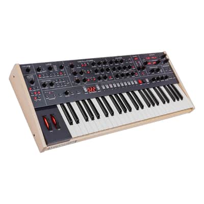 Sequential Trigon-6 Polyphonic Analogue Synth (Keyboard) image 5