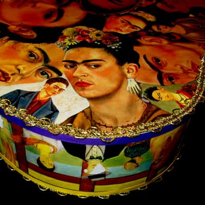 Art Guitar "FRIDA KAHLO" by the Artiste El Daga  Collage NFT Opportunity. Non Fungible Token Bitcoin image 22