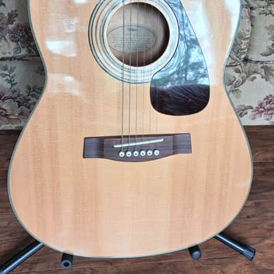 Yamaha FG-325 1977 - Gloss image 2