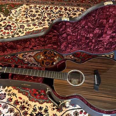 Taylor Limited Edition Custom Shop Grand Auditorium Sinker Redwood acoustic guitar  2014 - Sinker Redwood gloss top image 21
