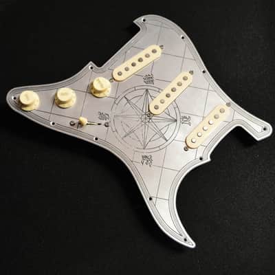 David Allen Pickups "AP Texas Flood" USA Pickguard stratocaster "B,W & R Japan" - aluminium - image 1