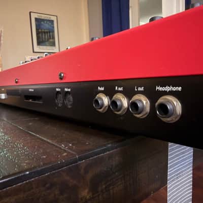 Nord Lead 49-Key 4-voice Polyphonic Synthesizer 1995- 1997Red image 4