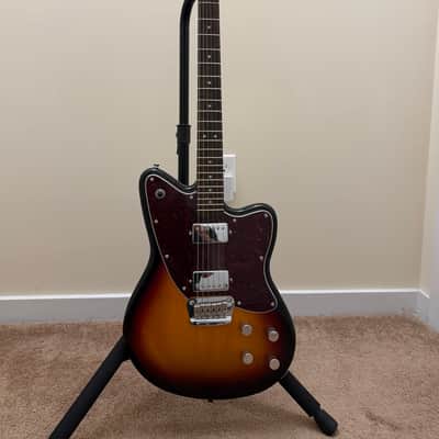 Squier Paranormal Toronado 2021 - Present - 3-Color Sunburst image 1