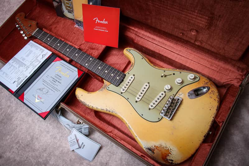FENDER USA Masterbuilt '61 Reissue Stratocaster Heavy Relic *Vincent Van Trigt " Vintage White + Rosewood" (2024) image 1