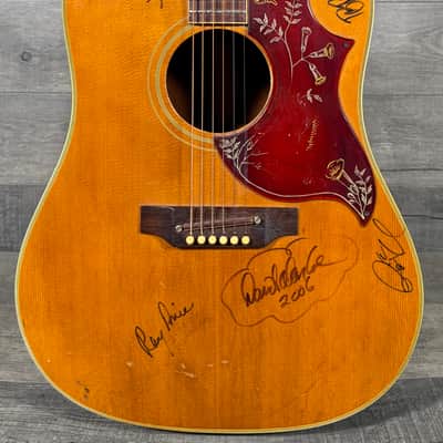 Gibson Hummingbird 1968 - Natural - Signed by David Allan Coe, BB King,  Ray Price, Roy Clark, and Jim Stafford!! image 2