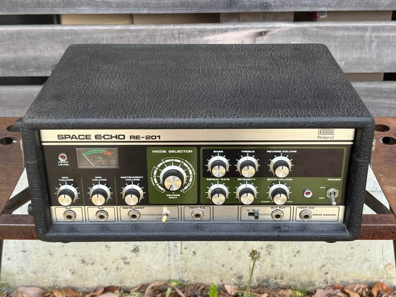 Roland RE-201 Space Echo Tape Delay / Reverb serviced and 100% working image 1