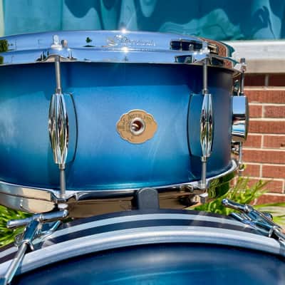 Slingerland Radio King 3-Ply Mahogany/Poplar Drum Set Silver & Blue Lacquer 24/13/16 w/ 6.5x14 Snare image 15