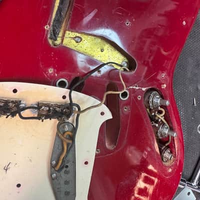 Fender Mustang Guitar with Rosewood Fretboard 1965 Dakota Red image 24