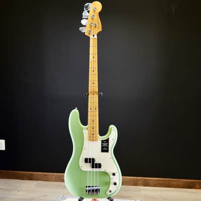 Fender Player II Precision Bass Maple Fingerboard Birch Green image 3