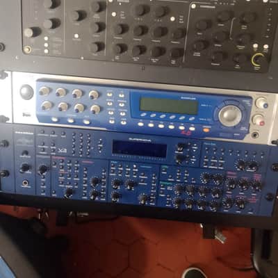 Akai Z8 Sampler 2002 - Silver