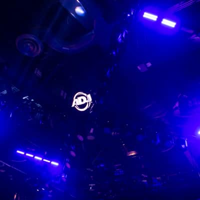 American DJ ADJ JOLT 300 RF RGB+CW SMD LED DMX Blinder/Strobe Effects Light image 6