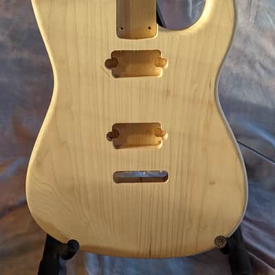 Strat HH body, Rear Routed, Poplar, unfinished image 2