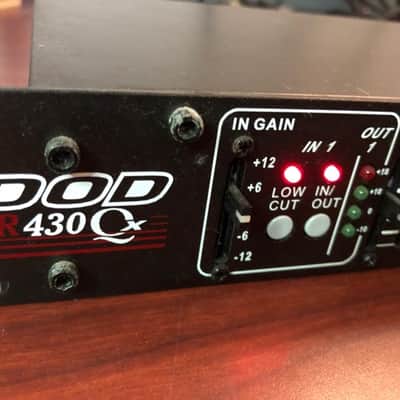 DOD VoFX vocal effects processor with Mic | Reverb