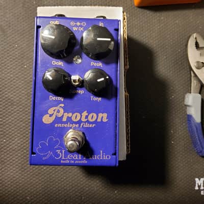 3Leaf Audio Proton 2012 - Fromel Etched Blue-Purple Fade image 1