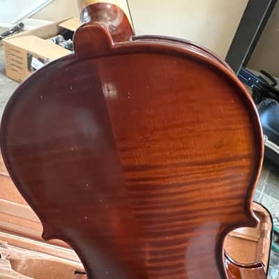 Violin. 4/4 size with case and bow. Brog brand image 8