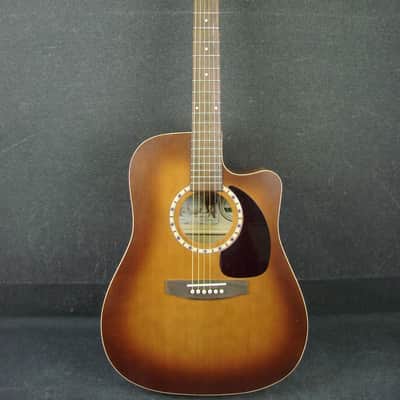 Art & Lutherie Cedar CW Solid-Top Single Cutaway Acoustic/Electric Guitar image 1