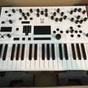 Modal Electronics 001 Analog-Digital Hybrid 2-Voice Synthesizer