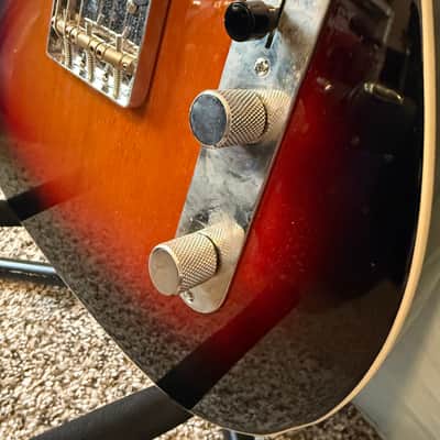 Squier Classic vibe 60’s telecaster custom 2022 - 3 tone sunburst image 8