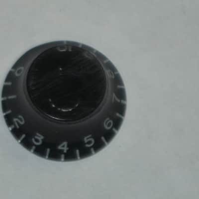 one pair (2 individual knobs) used relic'd genuine Gibson Black TOP HAT Knobs (model PRHK-010) knobs have some visible imperfections from use (the other two knobs from the from the PRHK-010 set are NOT included) image 17