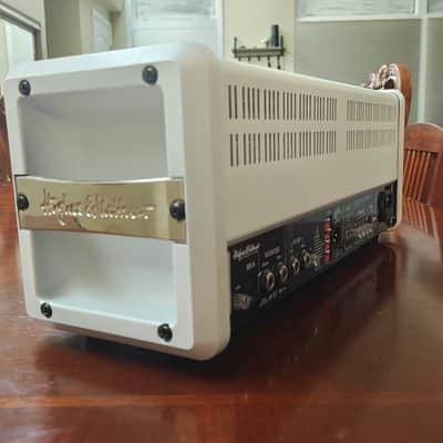 Hughes & Kettner TubeMeister Deluxe 40 with FSM-432 Pedal image 4