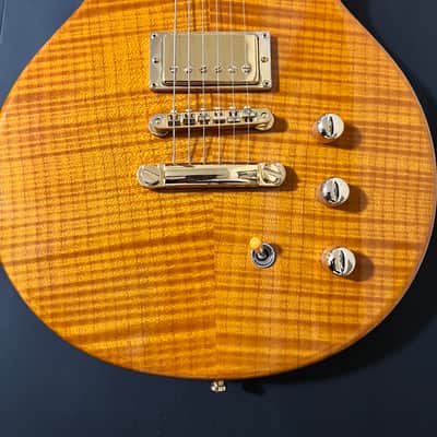 Hamer (USA) FM 1990’s - Honey Flame image 1