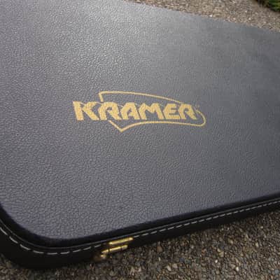 83 CASE QUEEN ESP Kramer *Original Floyd Rose* DiMarzio Focus image 1