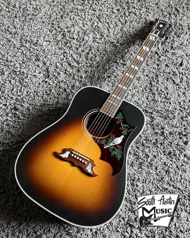 Gibson Dove 2024 - Satin Vintage Sunburst image 1
