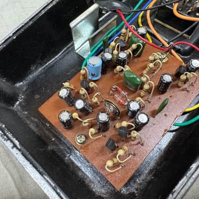 Univox Super-Fuzz superfuzz Fuzz Pedal - missing 3 screws image 9