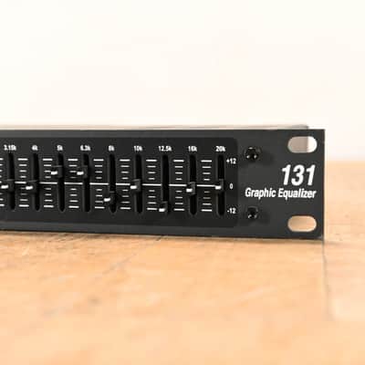 dbx 131 31-Band Graphic Equalizer CG01VRG image 2