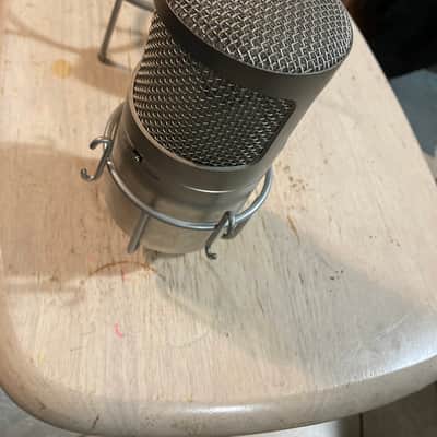 Chameleon TS-2 Tube Type Studio Condenser Microphone w/ Shock mount image 2