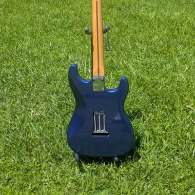 Fender Stratocaster 2016 - Lake Placid Blue image 11