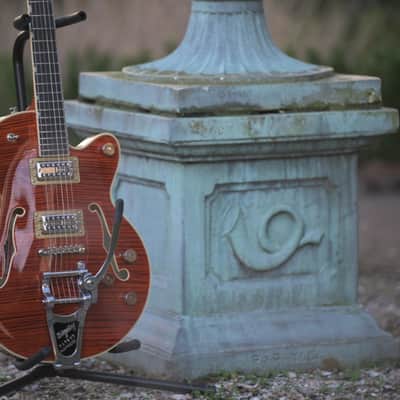 Gretsch G6659TFM Players Edition Broadkaster® Jr. Center Block Single-Cut with String-Thru Bigsby® and Flame Maple, Ebony Fingerboard - Bourbon Stain image 11