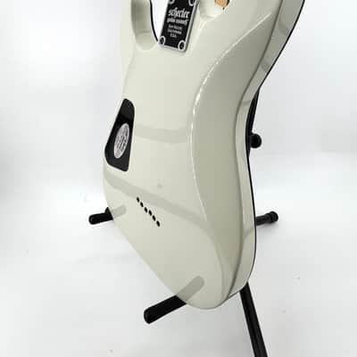 Schecter Omen-6 2012 - Vintage White image 10