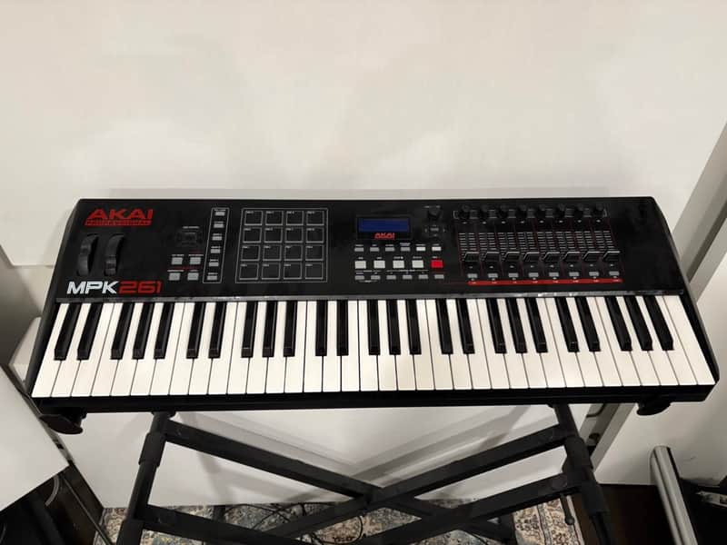 【即購入OKです!】AKAI MPK261 MIDIキーボード 即購入OKです!】AKAI MPK261 MIDIキーボード Akai MPK261 Performance