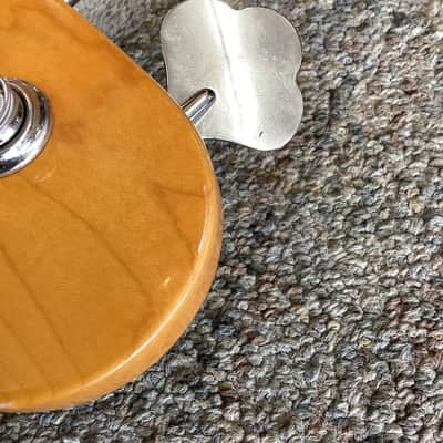 Squier Classic Vibe '70s Jazz Bass in Natural image 8