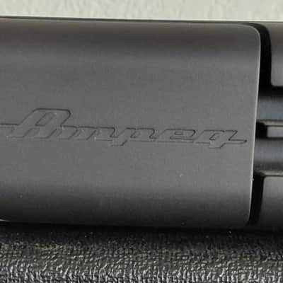 Ampeg Venture V12 1200-Watt Bass Amp Head 2023 - Present - Black image 2