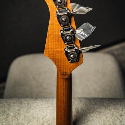 Lakland USA Decade 4 String-3 Tone Sunburst (Swamp Ash Body) w/Roasted Maple Neck & Roasted Birdseye Maple FB image 6
