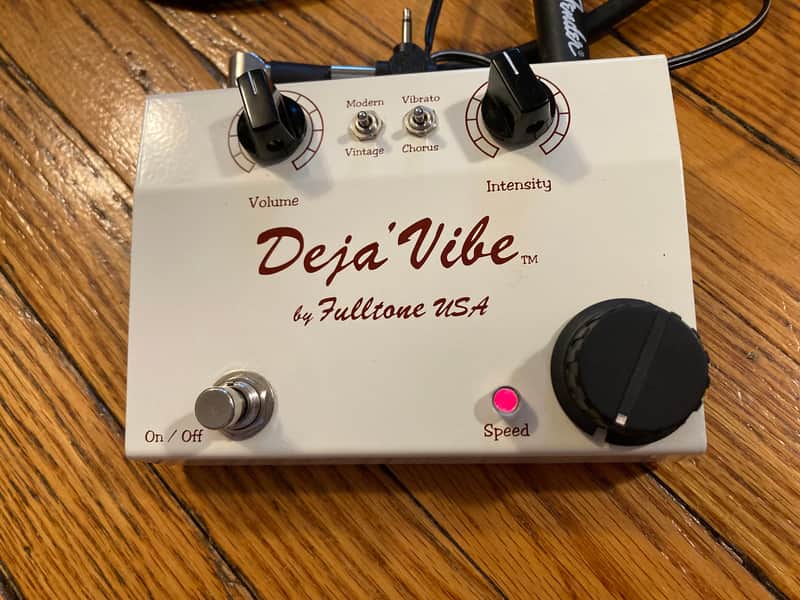 Fulltone Deja Vibe Mini Early #176 11/03 Signed Clean Sounds Amazing  2003
