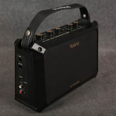 Roland MOBILE AC Acoustic Chorus Guitar Amp - 2nd Hand image 2