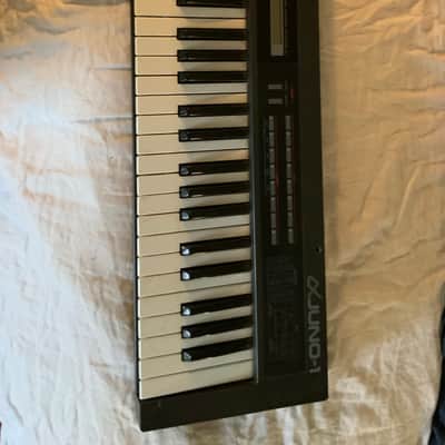Roland Alpha Juno-1 49-Key Programmable Polyphonic Synthesizer 1985 - 1988 - Black