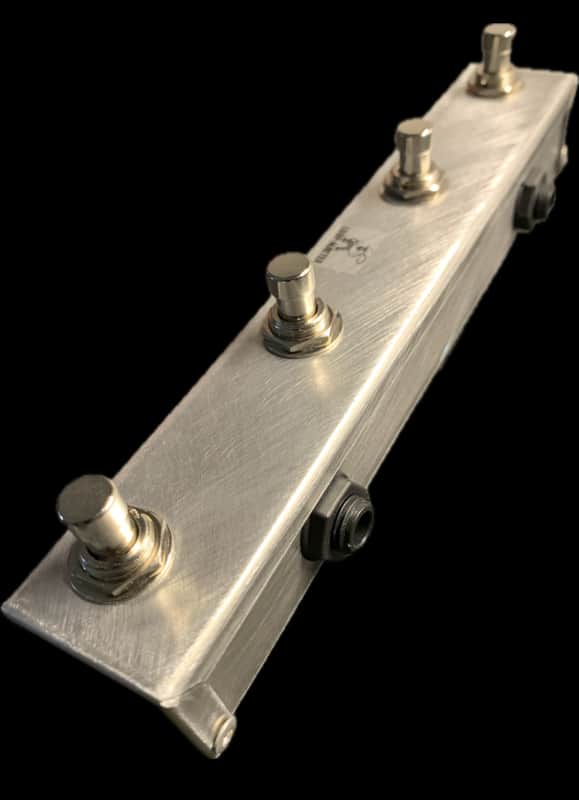 Loop-Master Pedals Dual TRS Aux Footswitch – 4-Button Momentary HX Stomp / Eventide / Morningstar
