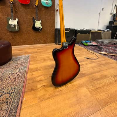 Fender Jaguar Baritone 2004 - Sunburst image 8
