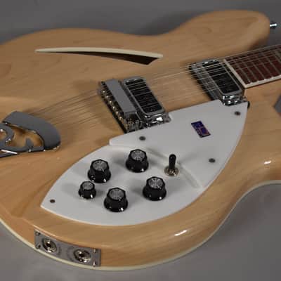 2004 Rickenbacker 360/12 Mapleglo image 9